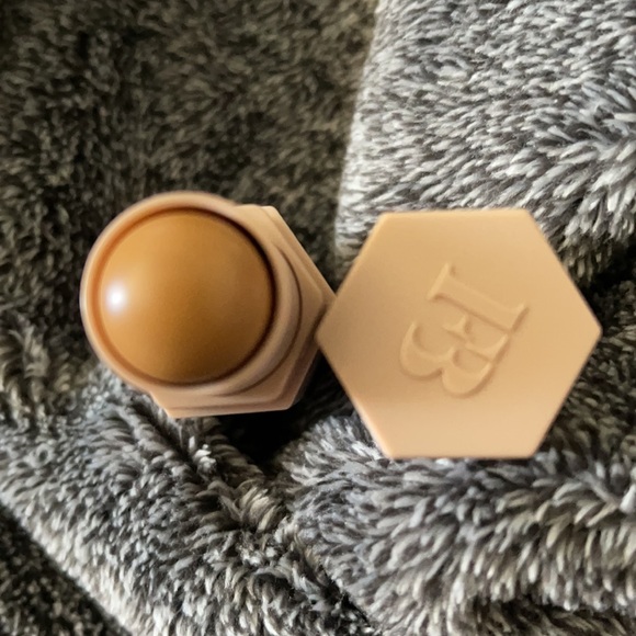 Fenty Walnut Match Stix Matte Skinstick - Picture 2 of 5